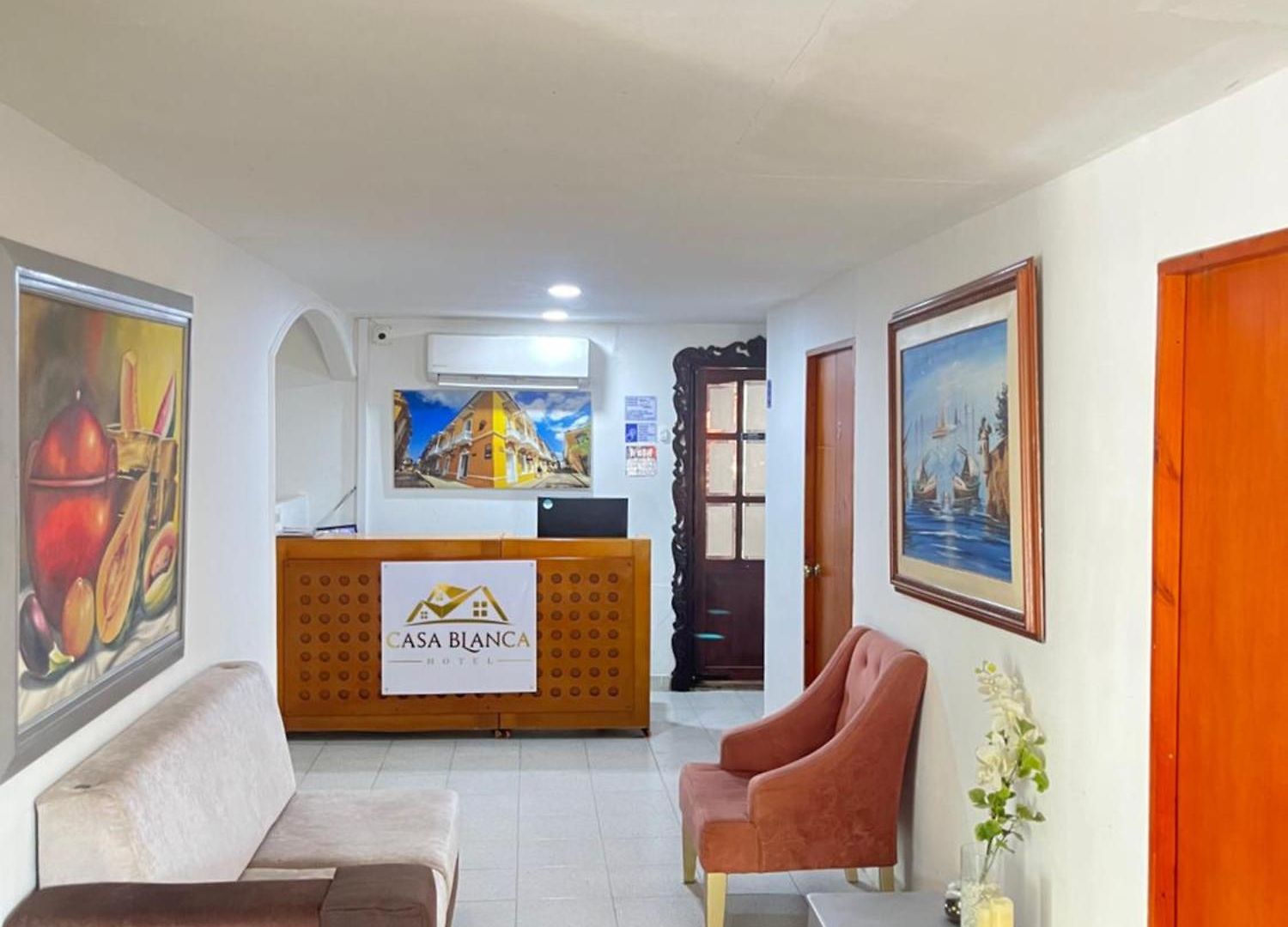 Hotel Casablanca *