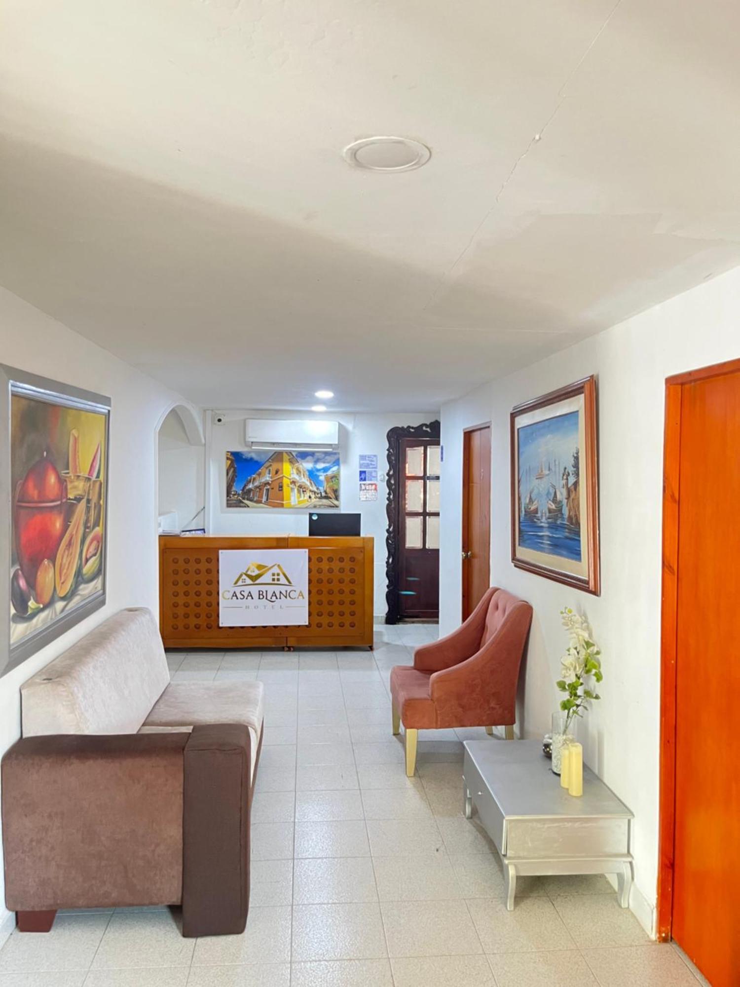 Hotel Casablanca *